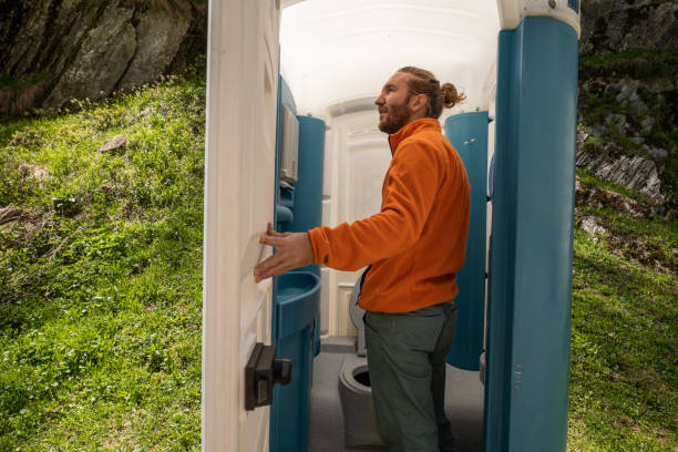 Best Portable restroom trailer rental  in Manhattan Beach, CA